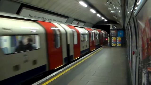 2009TS 11032 at Euston смотреть онлайн