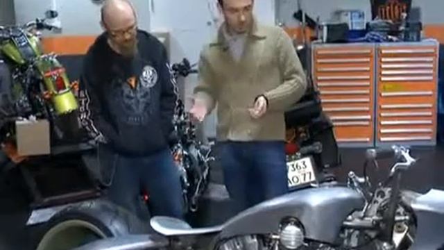 Максим Трусов крутой мотоцикл смотреть онлайн