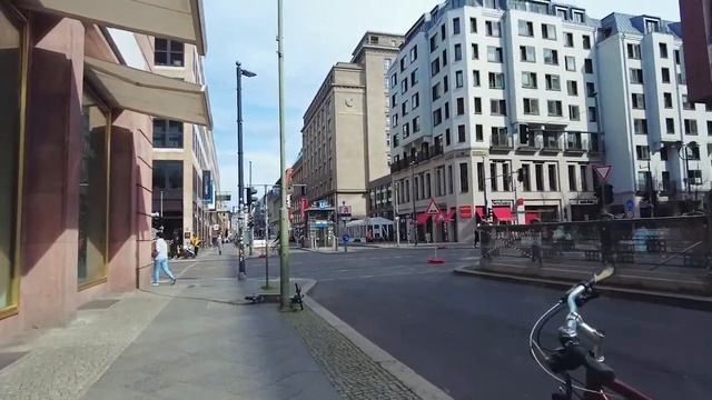 WALKING Tour in Berlin | Potsdamer Platz to Alexander Platz | District MITTE | Berlin Guide смотреть онлайн