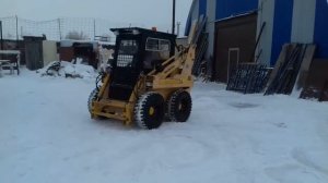 Мини-погрузчик с бортовым поворотом МКСМ 800