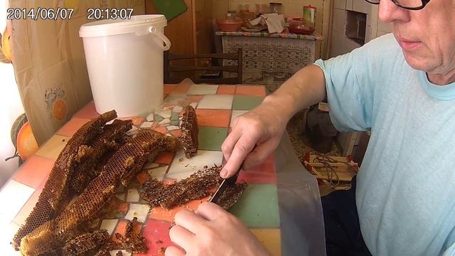 Пчеловодство.Медовуха без подозрительной вощины. смотреть онлайн