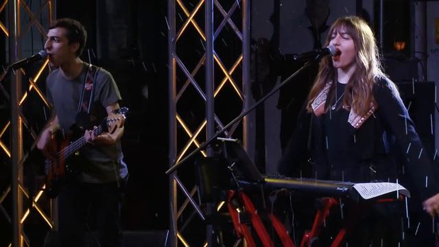 Garik & Sona - ampi takic HD (live at Aznavour square) смотреть онлайн