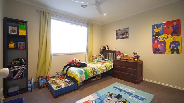 48 Darlingsford Blvd, Melton - Real Estate Video - Ray White Melton смотреть онлайн