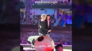 Чонгук был смелым с Чимином -- Jungkook being bold with Jimin