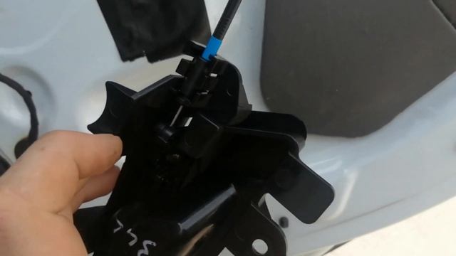 Внутренние ручки салона и молдинги дверей (Чёрный глянец). смотреть онлайн