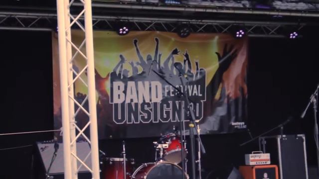 Unsigned with Superfi - An interview with Madjak Promotions @ Band Unsigned Festival Selston смотреть онлайн