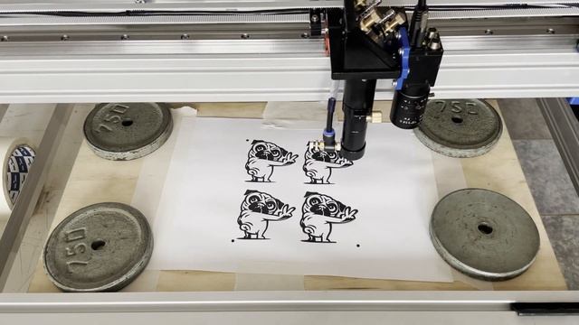 Резка по меткам под управлением AWC 7813 на лазерном СО2 станке.mp4