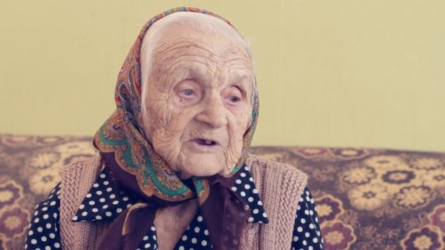 Столетниците на България - Баба Дежа смотреть онлайн