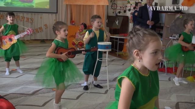 Осени посвящается. Утренник в подготовительной группе детского сада смотреть онлайн