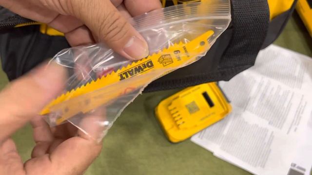 Cưa Kiếm Dewalt DCS369E1 | Pin Power Stack | Sạc Dewalt Fun Lh 0962232180 #dcs369