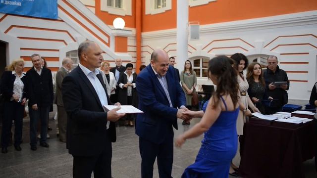 Торжественная церемония вручения дипломов с отличием 2016.mp4