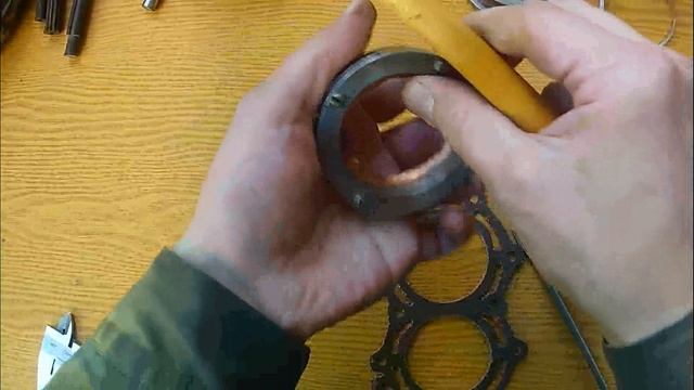 Прокладка под Г.Б.Ц. для лодочного мотора"ветерок" своими руками. смотреть онлайн