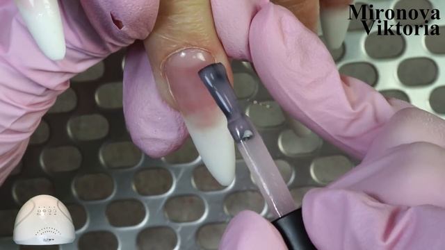 Новогодний маникюр 2020. Очень блестящие ногти. смотреть онлайн
