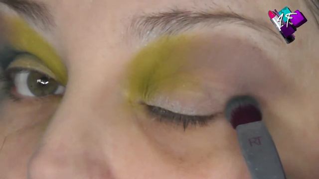 Club Nebula Palette | Kaleidos x Angelica Nyqvist | First Impression & Tutorial | ASMR Makeup смотреть онлайн