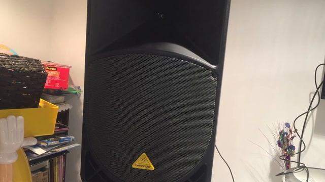 Behringer Eurolive b115d Speaker Test смотреть онлайн