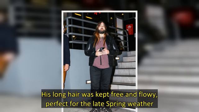 Nic Cage Holds Hands With Pregnant Wife Riko Shibata As They Grab Dinner With His Son, Weston смотреть онлайн