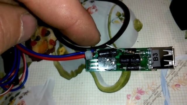 Устанавливаем порты USB + делаем подсветку USB в своём авто. своими руками часть 1. смотреть онлайн