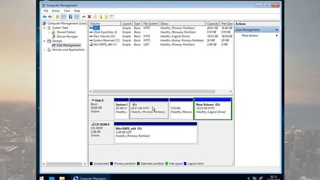 How to Create A Custom Windows 10 with All Software смотреть онлайн