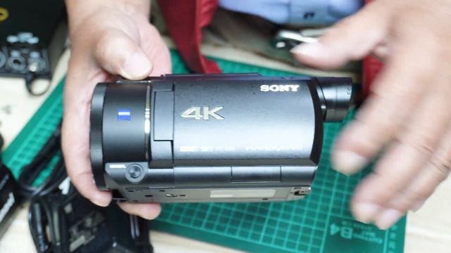 SONY FDR AX60が届いた。