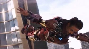 Как Железный человек надевает костюм 3.