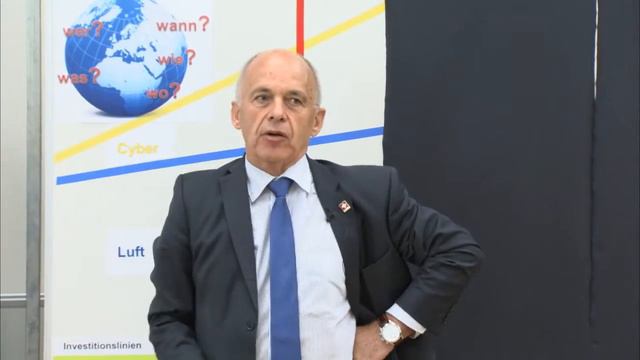 Kasernengespräch mit Bundesrat Ueli Maurer vom 19.08.2014 смотреть онлайн