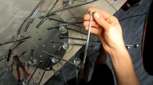 КАК ЗАМЕНИТЬ В КИТАЙСКОЙ ЛЮСТРЕ ПАТРОН G4 (часть 4 )