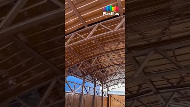 Прекрасный и практичный навес для автомобиля под снеговой нагрузкой смотреть онлайн