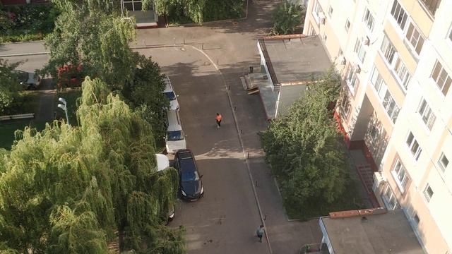 Ратная улица 8, двор 12 сентября 2023 08:30 смотреть онлайн