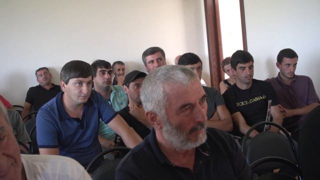 Встреча с жителями с.Адзубжа с кандидатом в президенты Дзапшба Л.Ю. смотреть онлайн