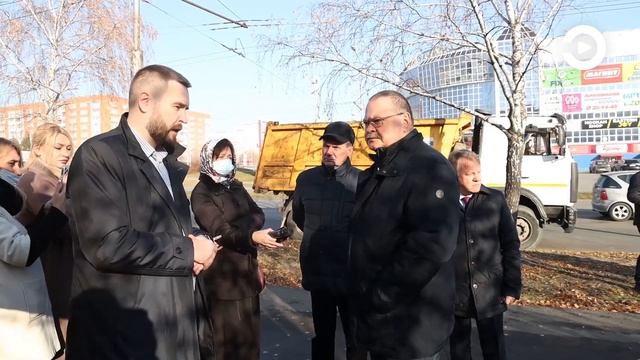 Олег Мельниченко проверил, как проходит возведение нового коллектора на проспекте Строителей смотреть онлайн