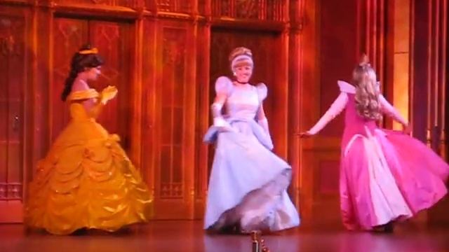 Enchanted Experience Princess Dance смотреть онлайн