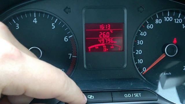 Установить время на приборной панели Фольксваген поло седан смотреть онлайн
