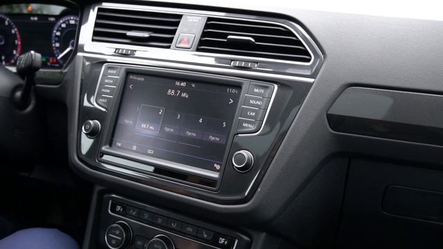 Volkswagen Tiguan смотреть онлайн