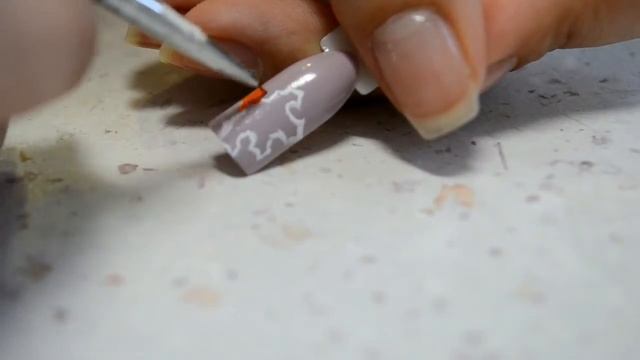 Кленовый листок на ноготках акриловыми красками. Дизайн ногтей. смотреть онлайн