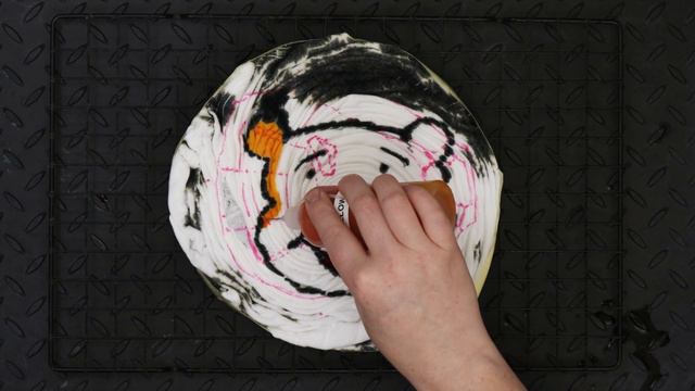 Tie-dye pattern - Winnie the Pooh смотреть онлайн