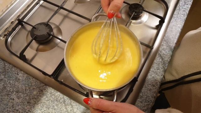 Пироженное, которое было выдуманно до 18 века. Португальский рецепт "Pastel de nata " смотреть онлайн