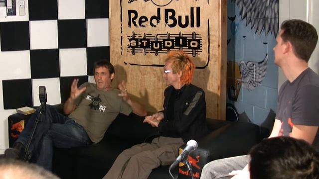 Pitch Black Interview (Part 8) смотреть онлайн