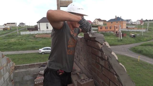 Урок №13.Фронтон.Как класть Фронтон?Часть 2 из 2. смотреть онлайн