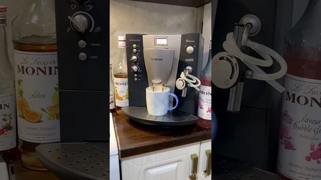 Кофемашина Bosch Benvenuto B40 смотреть онлайн