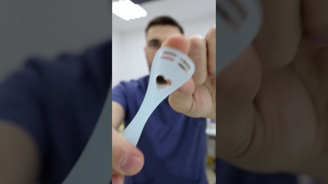 скребок для языка short #shorts смотреть онлайн