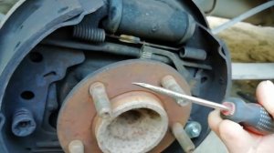 регулировка задних тормозов Chrysler Voyager IIl