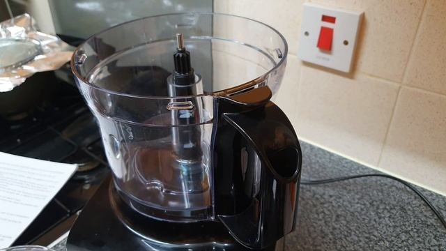 UNBOXING AND TESTING THE KENWOOD MULTIPRO COMPACT FOOD PROCESSOR смотреть онлайн