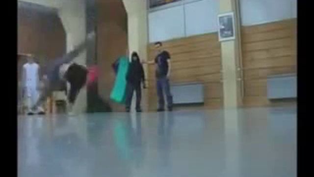 Break dance!!!:-D смотреть онлайн