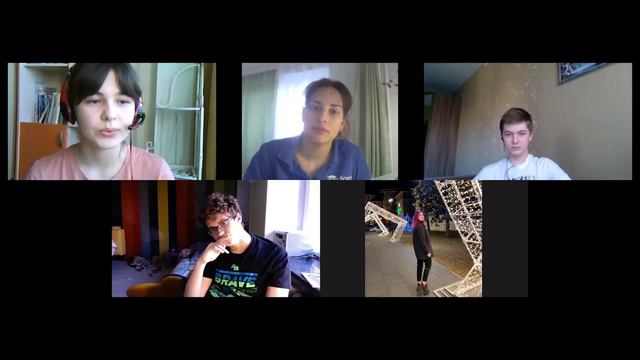 Как проходят занятия в группах Teens смотреть онлайн