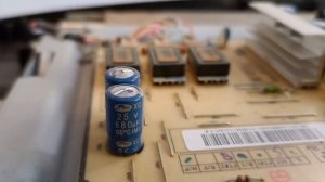 Телевизор Samsung LE20S52BP (LE20S81BX) не включается, включается через раз, пропадает звук.
