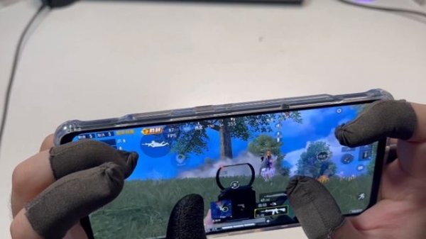 Can PUBG MOBILE Run 165 FPS On This Gaming Phone? | Red Magic 6 Pro Review | Wild Rift