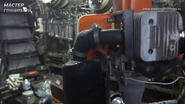 Установка глушителя мотороллера Suzuki на лодочный мотор Carver смотреть онлайн