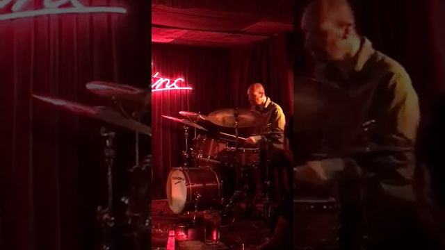 Graciliano Zambonin Canopus drums artist. смотреть онлайн