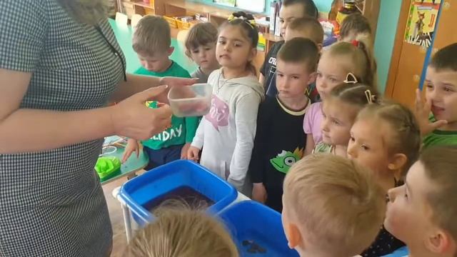 Тема: Клуб " Почемучек" - увлекательные эксперименты с водой. смотреть онлайн