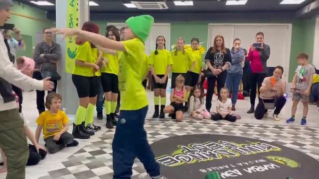 Kiwi dance Fest 13.03.2022 Финалы13 смотреть онлайн